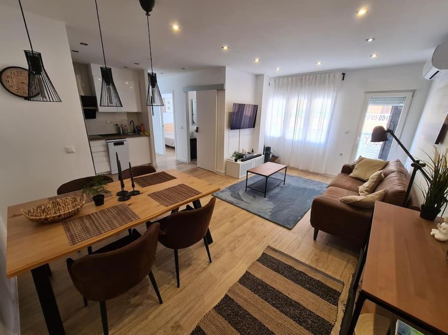 New Alexandra Apartment, 2 Min 40 Sec From Beach La Mata  Exterior foto